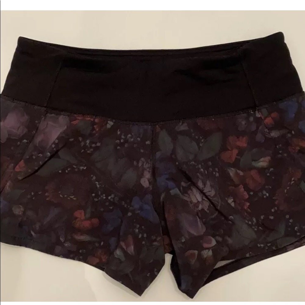 womens lululemon run time shorts size 2
